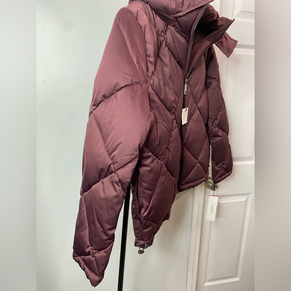 Calvin Klein Stretch Diamond Quilted puffer Jacket - Picture 6 of 7